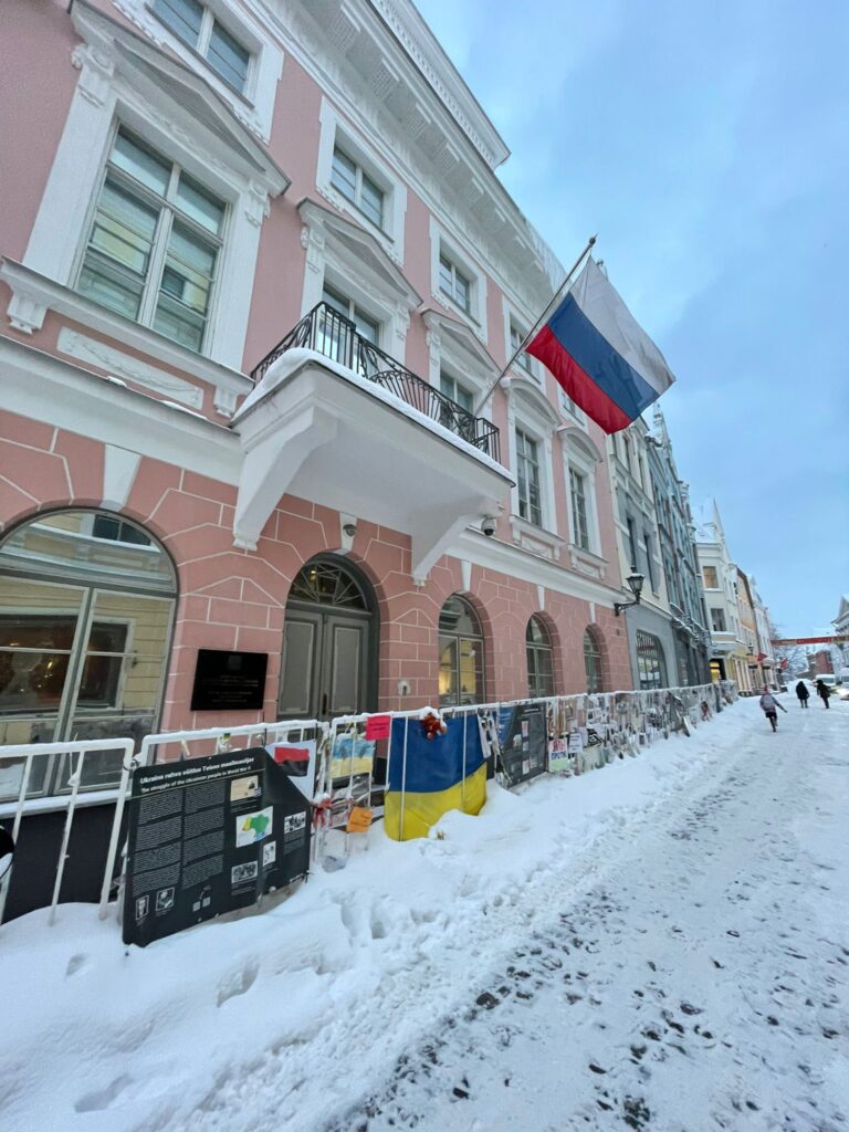 Anti-war messages left outside the Russian embassy in Tallinn