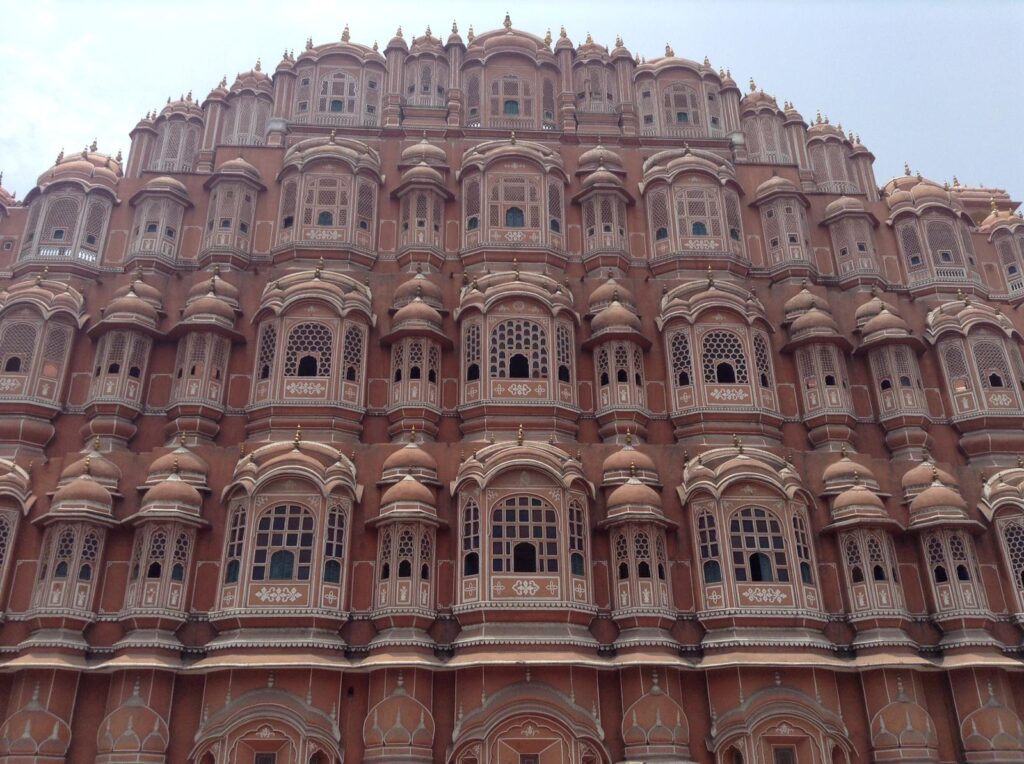 Hawa Mahal: A pink palace in Jaipur combining Hindu and Islamic (Mughal) architecture